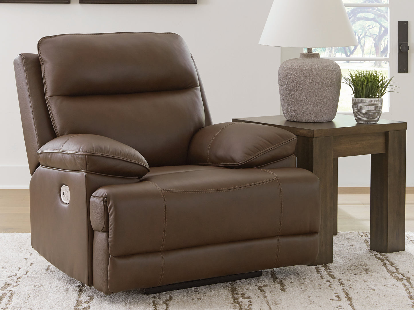 Lakeland Furniture Outlet - Ashley Furniture - VonRyan Living Room - PWR Recliner/ADJ Headrest - U1040013